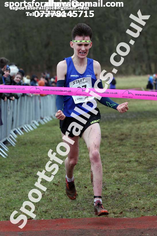 Mens under-17s, 2018 Northern Cross Country Champs., Harewood House, Leeds. Photo: David T. Hewitson/Sports for All Pics